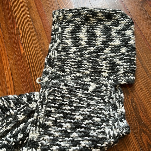 Lululemon hoodie scarf. - Picture 6 of 6